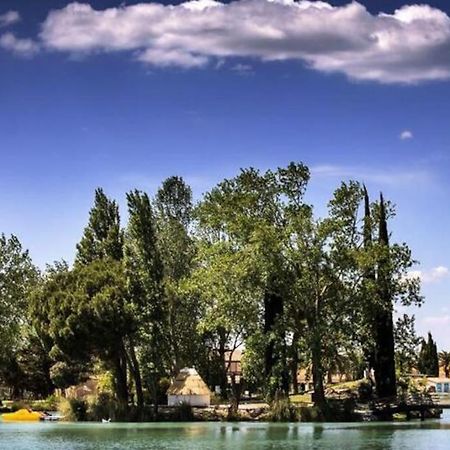 Appartement Residence Vacances Amandier Arles Esterno foto