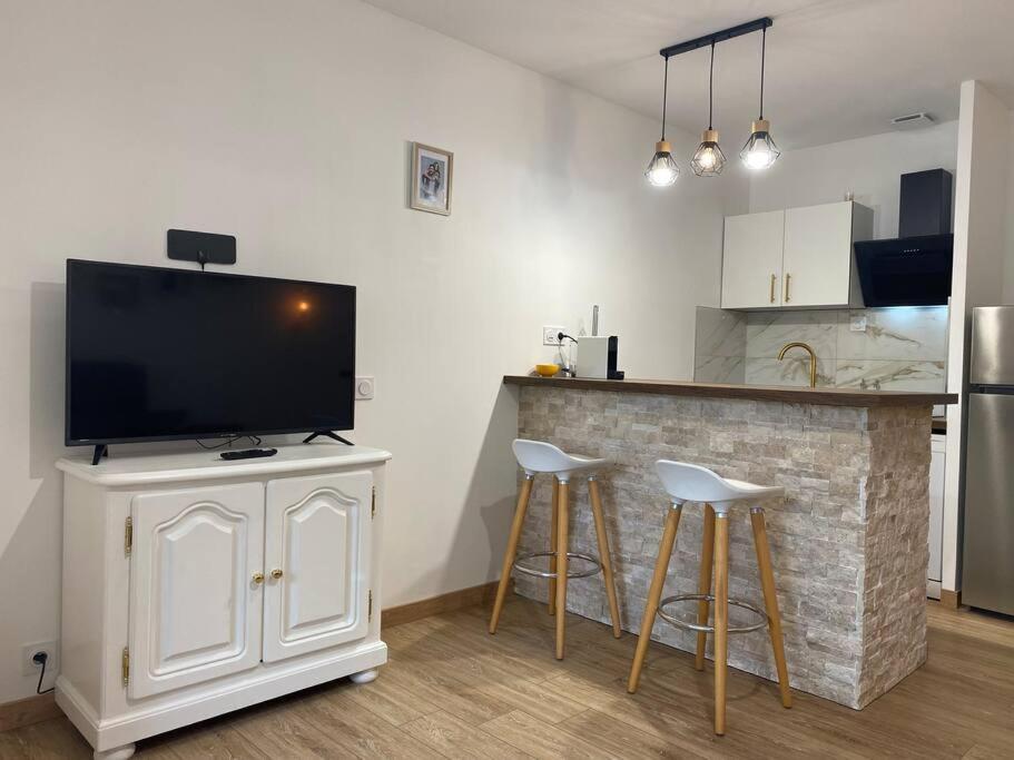 Appartement Residence Vacances Amandier Arles Esterno foto